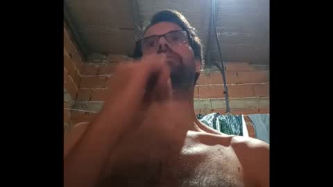 Ezequiel online show from February 4, 1:33 am