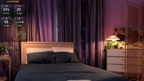 Allie online show from February 17, 12:23 pm