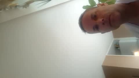 Snapshot of bananasplit1900 chatting on September 26, 9:02 am bananasplit1900 online show from September 26, 9:02 am