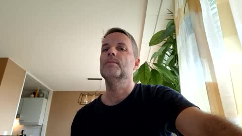 Snapshot of bananasplit1900 chatting on December 1, 9:14 am bananasplit1900 online show from December 1, 9:14 am