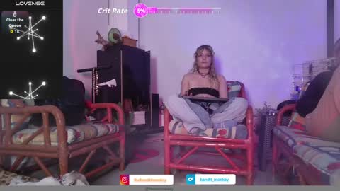 V E R O N I C A online show from April 10, 5:01 am