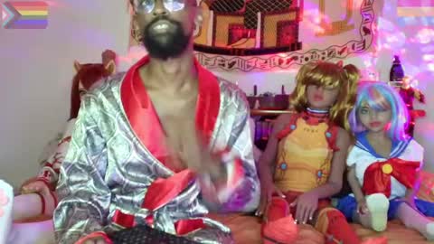 Snapshot of bandohusbando chatting on December 13, 1:48 am Bando Husbando online show from December 13, 1:48 am