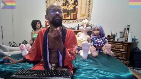 Snapshot of bandohusbando chatting on January 19, 2:47 am Bando Husbando online show from January 19, 2:47 am