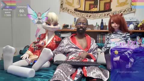 Snapshot of bandohusbando chatting on January 29, 5:56 pm Bando Husbando online show from January 29, 5:56 pm