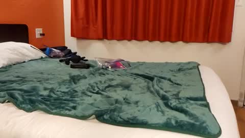 Snapshot of baneisher chatting on March 1, 6:35 am Baneisher online show from March 1, 6:35 am