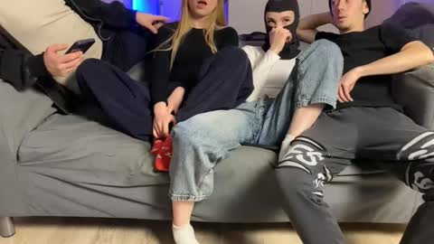 Snapshot of bannyfo chatting on January 8, 9:28 pm Kira and Egor online show from January 8, 9:28 pm