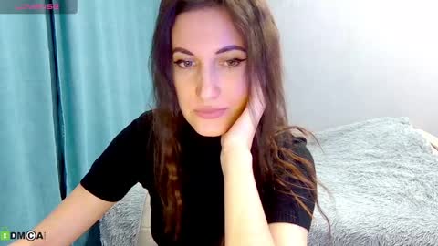 Snapshot of bany_brandy chatting on June 2, 7:16 pm Emma online show from June 2, 7:16 pm