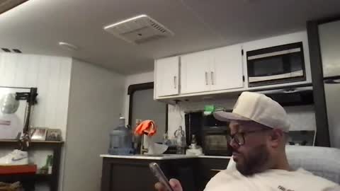 Snapshot of bape69 chatting on April 5, 3:04 am ForskinPapi online show from April 5, 3:04 am