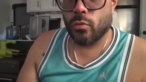 Snapshot of bape69 chatting on August 3, 3:38 pm ForskinPapi online show from August 3, 3:38 pm