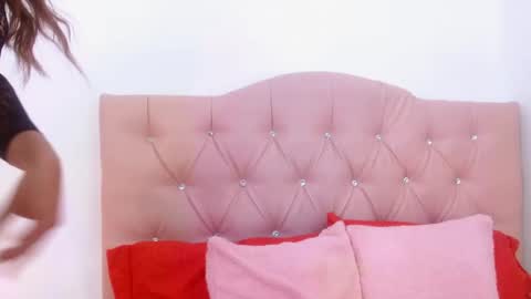 Snapshot of barbara_baker_ chatting on October 31, 3:18 am barbara_baker_ online show from October 31, 3:18 am