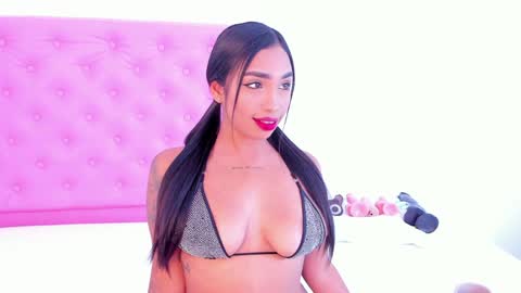 Barbie Hills online show from December 17, 10:22 pm