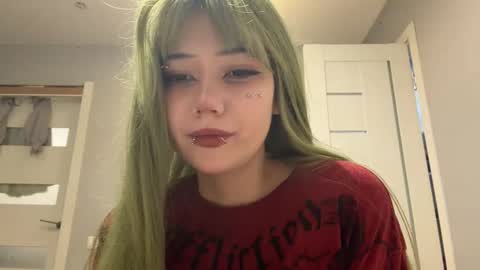 Riya and Rin online show from March 4, 5:19 pm