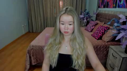 Snapshot of barbaramiles chatting on September 21, 10:39 am Barbara online show from September 21, 10:39 am