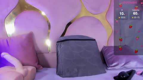 Natasha online show from February 5, 2:43 pm