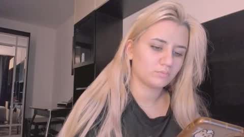 Snapshot of barbarasiren chatting on November 4, 3:55 pm barbarasiren online show from November 4, 3:55 pm