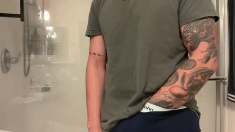 Snapshot of barbic chatting on November 30, 4:38 am Barbic online show from November 30, 4:38 am