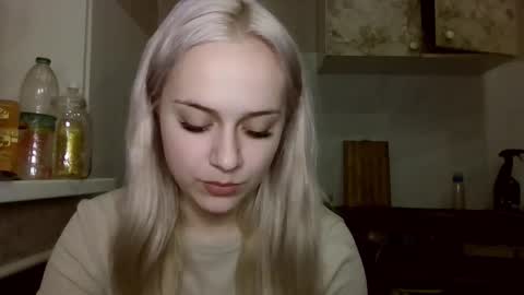 barbie___girl online show from February 21, 6:53 pm