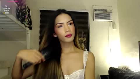Snapshot of barbie_alawi chatting on September 19, 4:29 pm I am Barbie online show from September 19, 4:29 pm