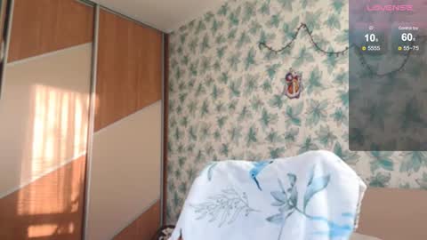 Snapshot of barbie_angel_ chatting on March 19, 1:48 pm Barbie online show from March 19, 1:48 pm