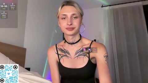 My name is Molly. Please say hello I like talking to you. If you have any wishes or obscene desires please use the tip menu online show from September 20, 10:00 pm