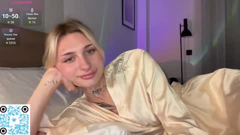 My name is Molly. Please say hello I like talking to you. If you have any wishes or obscene desires please use the tip menu online show from October 2, 6:37 pm