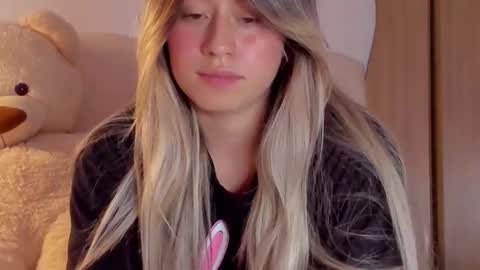 Barbie Blonde online show from October 21, 1:39 am