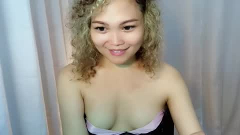 I AM BARBIE online show from March 23, 8:35 pm