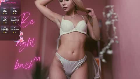 Snapshot of barbie_lillie chatting on March 27, 8:26 am Lilli 3 online show from March 27, 8:26 am