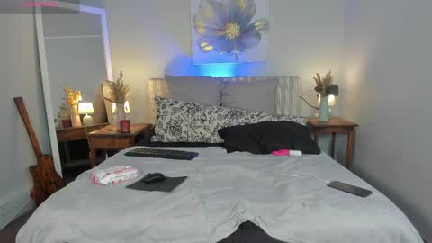 BaibieMelanin online show from April 8, 6:30 pm