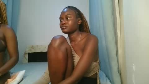 queen online show from October 28, 10:45 pm