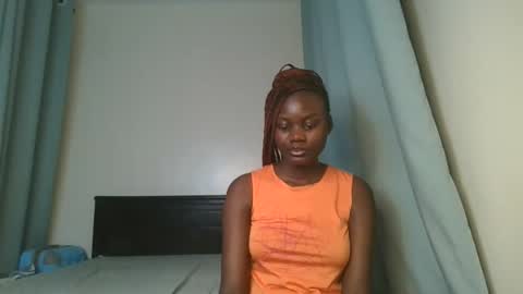 queen online show from December 19, 10:28 pm