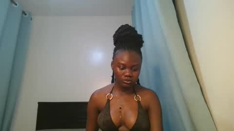 queen online show from January 31, 7:56 pm