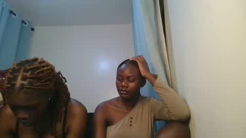 queen online show from March 6, 4:09 am