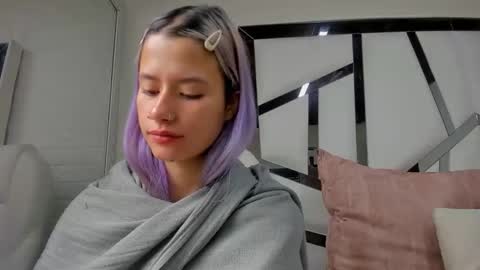 Snapshot of barbieambarx chatting on September 18, 1:02 pm Barbie online show from September 18, 1:02 pm