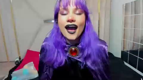 Snapshot of barbieambarx chatting on October 31, 4:52 pm Barbie online show from October 31, 4:52 pm