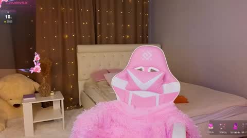 Stacy online show from February 4, 2:49 am