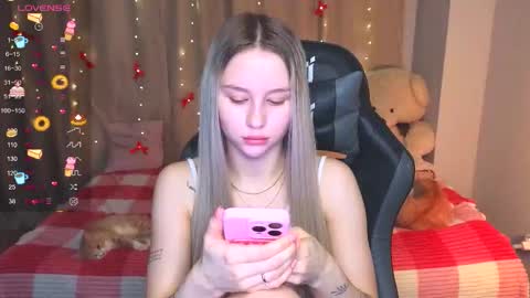 Eva online show from December 1, 12:43 pm