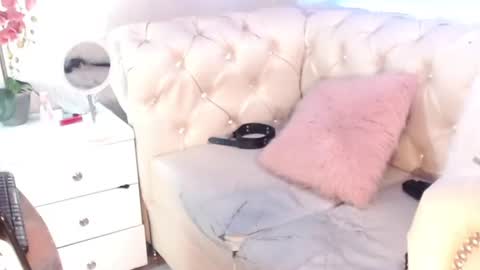 barbiefox_ online show from July 8, 12:37 am