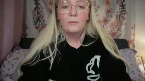 barbiegirl966 online show from January 17, 9:18 pm