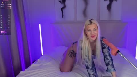  Emma online show from January 21, 12:25 am