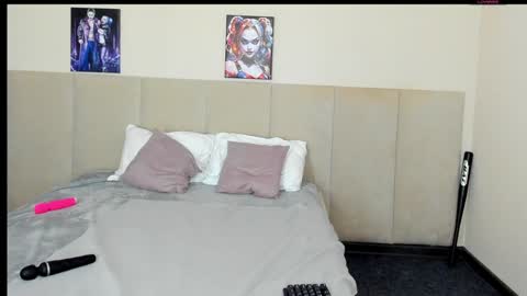 Snapshot of barbiemuscle1 chatting on December 2, 10:28 am Barbie online show from December 2, 10:28 am