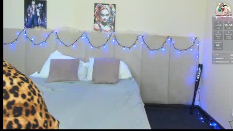 Snapshot of barbiemuscle1 chatting on December 22, 1:12 am Barbie online show from December 22, 1:12 am