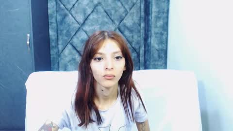 Snapshot of barby_jones25 chatting on December 19, 1:18 pm Barby online show from December 19, 1:18 pm