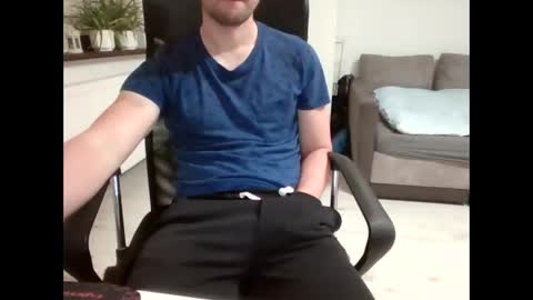 Snapshot of bart_1987 chatting on November 7, 6:41 pm bart_1987 online show from November 7, 6:41 pm