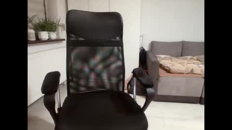 Snapshot of bart_1987 chatting on February 14, 4:59 pm bart_1987 online show from February 14, 4:59 pm