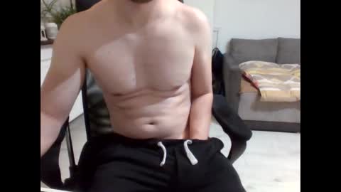 Snapshot of bart_1987 chatting on February 26, 7:35 pm bart_1987 online show from February 26, 7:35 pm