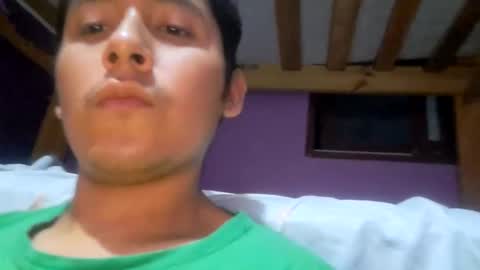 Snapshot of basic2001 chatting on March 1, 6:37 am Marcos online show from March 1, 6:37 am