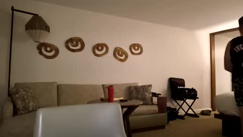 Jordan online show from December 5, 6:44 am