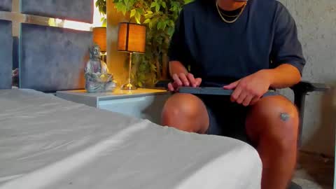 Bastian Independent Model online show from September 19, 4:18 pm