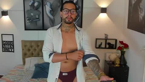 bastian_jones1 online show from October 8, 12:41 am